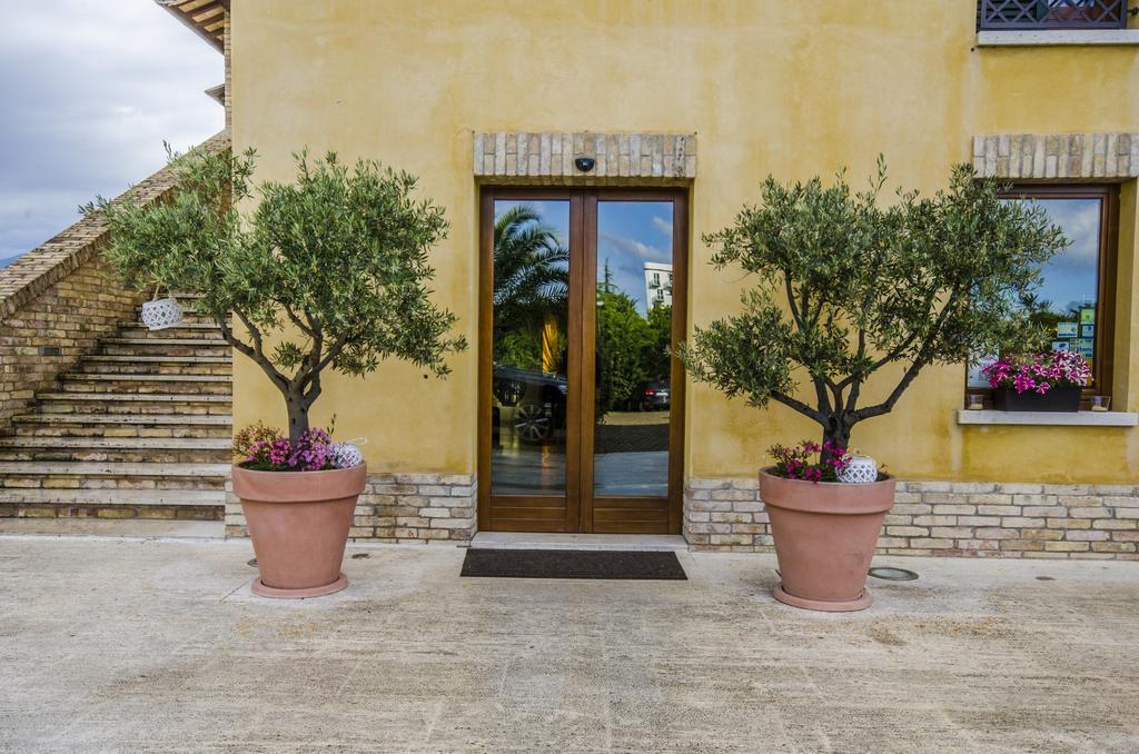 Country House Corte Del Sole Campolungo Exterior foto
