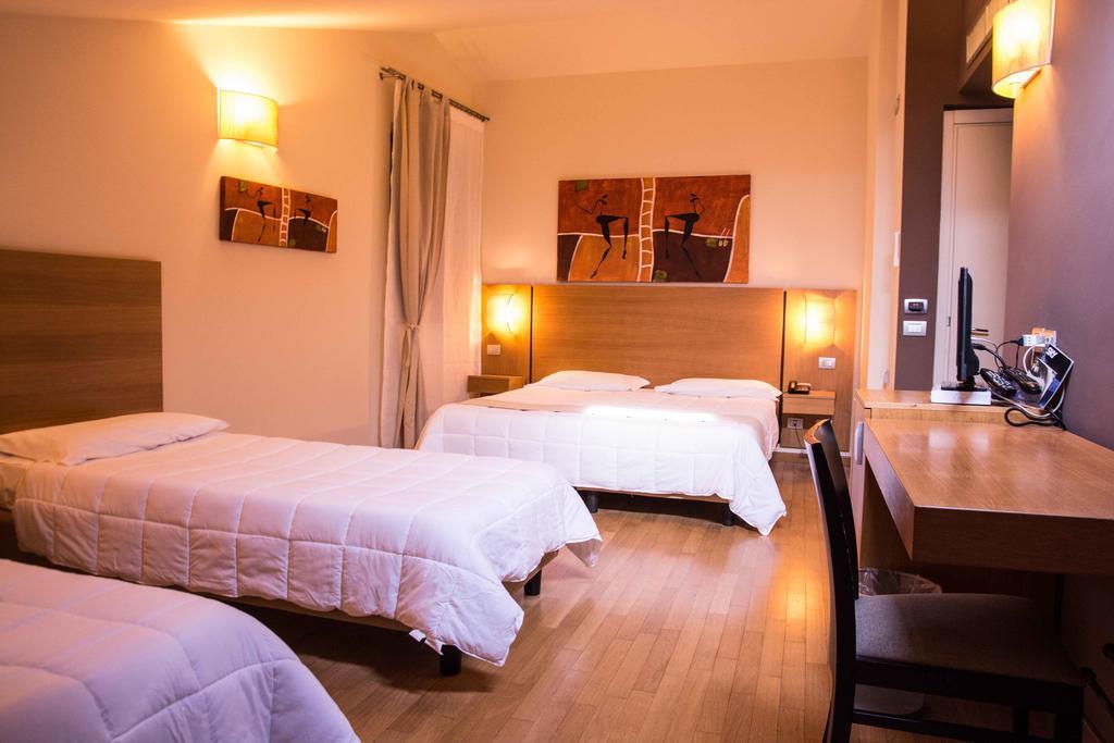 Country House Corte Del Sole Campolungo Zimmer foto
